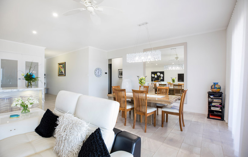 دکوراسیون داخلی ایرانی برای عید نوروز مبل شمرون