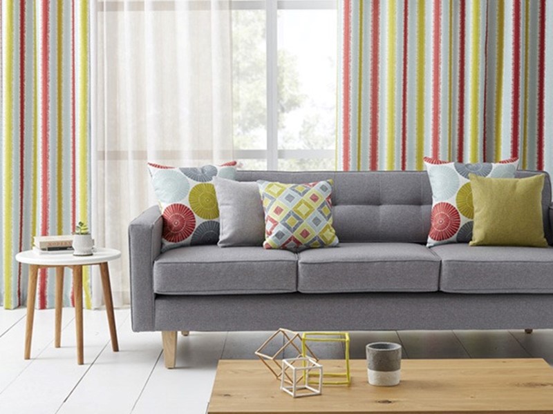 ویژگی و کاربرد ست کردن مبل ها با پرده ویژگی و کاربرد ست کردن مبل ها با پرده مبل شمرون